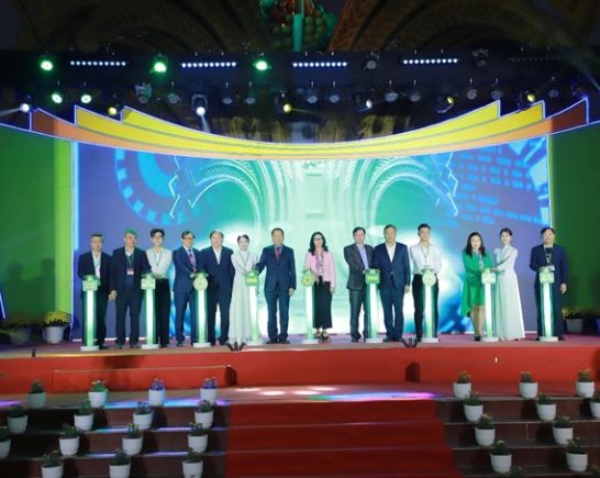 Lần đầu tiên, Học viện Nông nghiệp Việt Nam ra mắt sàn thương mại điện tử