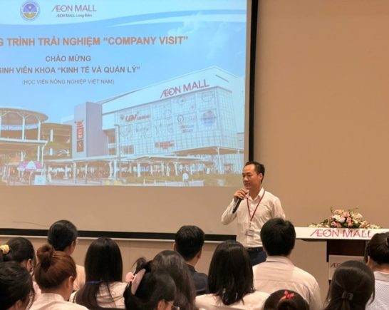 Trải nghiệm “Company Visit” tại AEON MALL Long Biên dành cho sinh viên Khoa Kinh tế và Quản lý