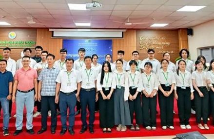 Cuộc thi “Ý tưởng sáng tạo khoa học công nghệ” khoa Tài nguyên và Môi trường năm 2026