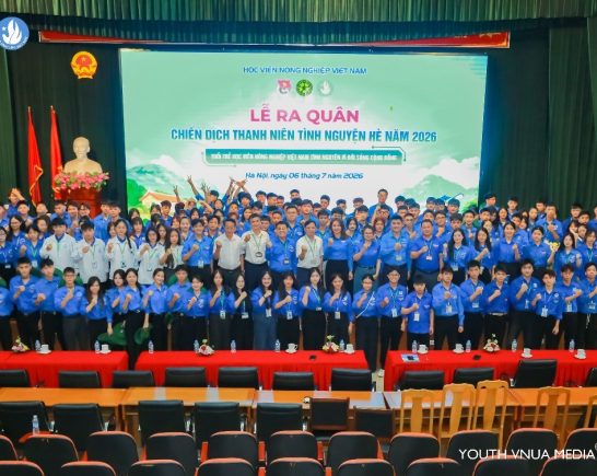 Hơn 400 tình nguyện viên của Học viện Nông nghiệp Việt Nam lên đường hoạt động tình nguyện tại 9 tỉnh, thành