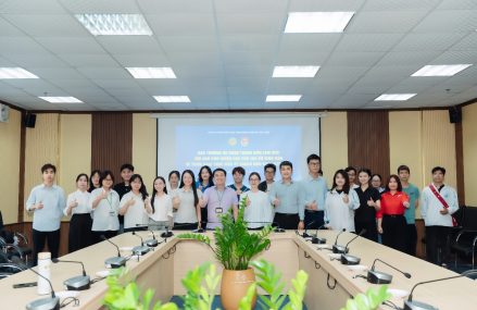 Ban Thường vụ Đoàn Thanh niên Học viện làm việc với 84 câu lạc bộ sinh viên, thống nhất định hướng triển khai nhiệm vụ năm học 2026-2027