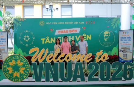 Rộn ràng những ngày nhập học của tân sinh viên khóa 71 tại Học viện Nông nghiệp Việt Nam