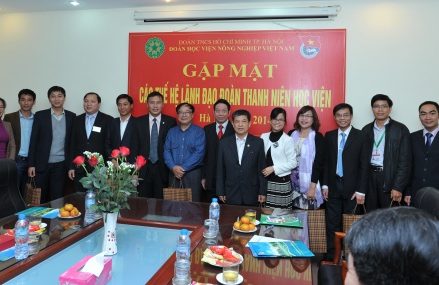 Gặp mặt các thế hệ lãnh đạo Đoàn TNCS Hồ Chí Minh Học viện Nông nghiệp Việt Nam
