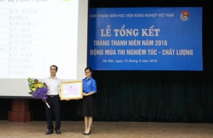 Tổng kết Tháng thanh niên và Phát động mùa thi nghiêm túc chất lượng năm 2016