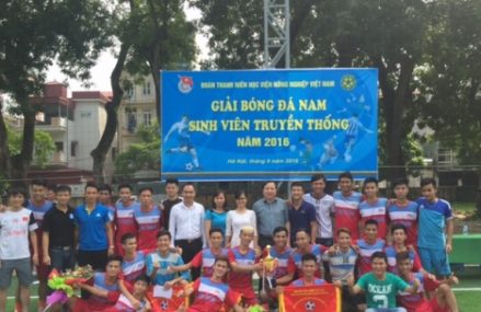 Lễ bế mạc Giải bóng đá nam sinh viên truyền thống năm 2016