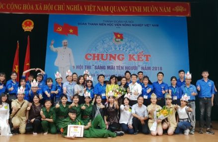 LCĐ Khoa Lý luận chính trị và Xã hội xuất sắc giành giải nhất Hội thi “Sáng mãi tên Người” năm 2018