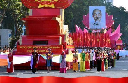 Nước Việt Nam là một, dân tộc Việt Nam là một