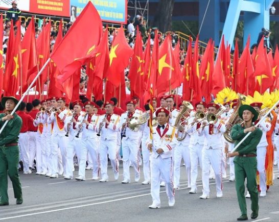 Rực rỡ cờ hoa vui hội non sông thống nhất