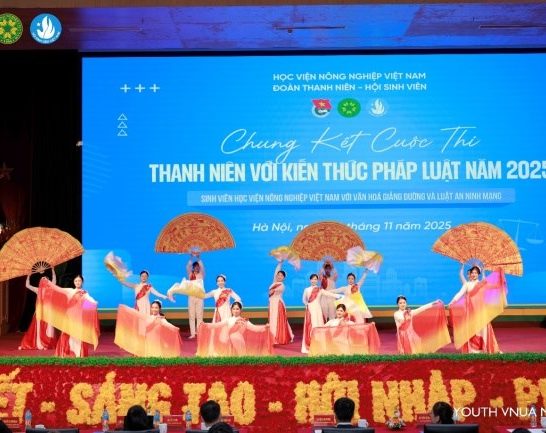Tuổi trẻ Học viện Nông nghiệp Việt Nam lan tỏa tinh thần “Sống và làm việc theo Hiến pháp và pháp luật”