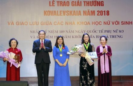 Nữ giáo sư hết lòng vì sự phát triển của nông nghiệp Việt Nam