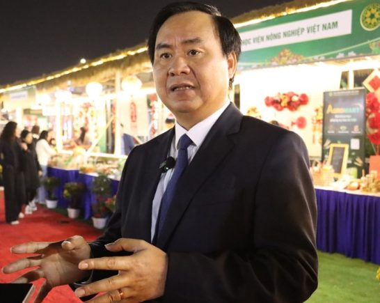 Sinh viên Học viện Nông nghiệp Việt Nam thổi sức sống mới cho nông sản Tết