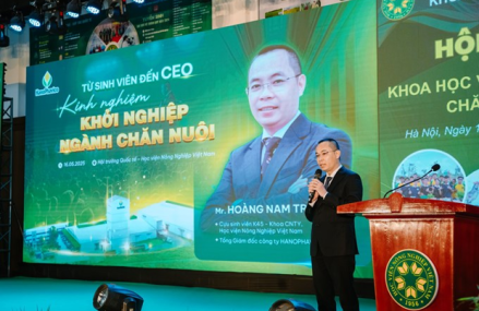 Từ sinh viên khoa Chăn nuôi đến CEO